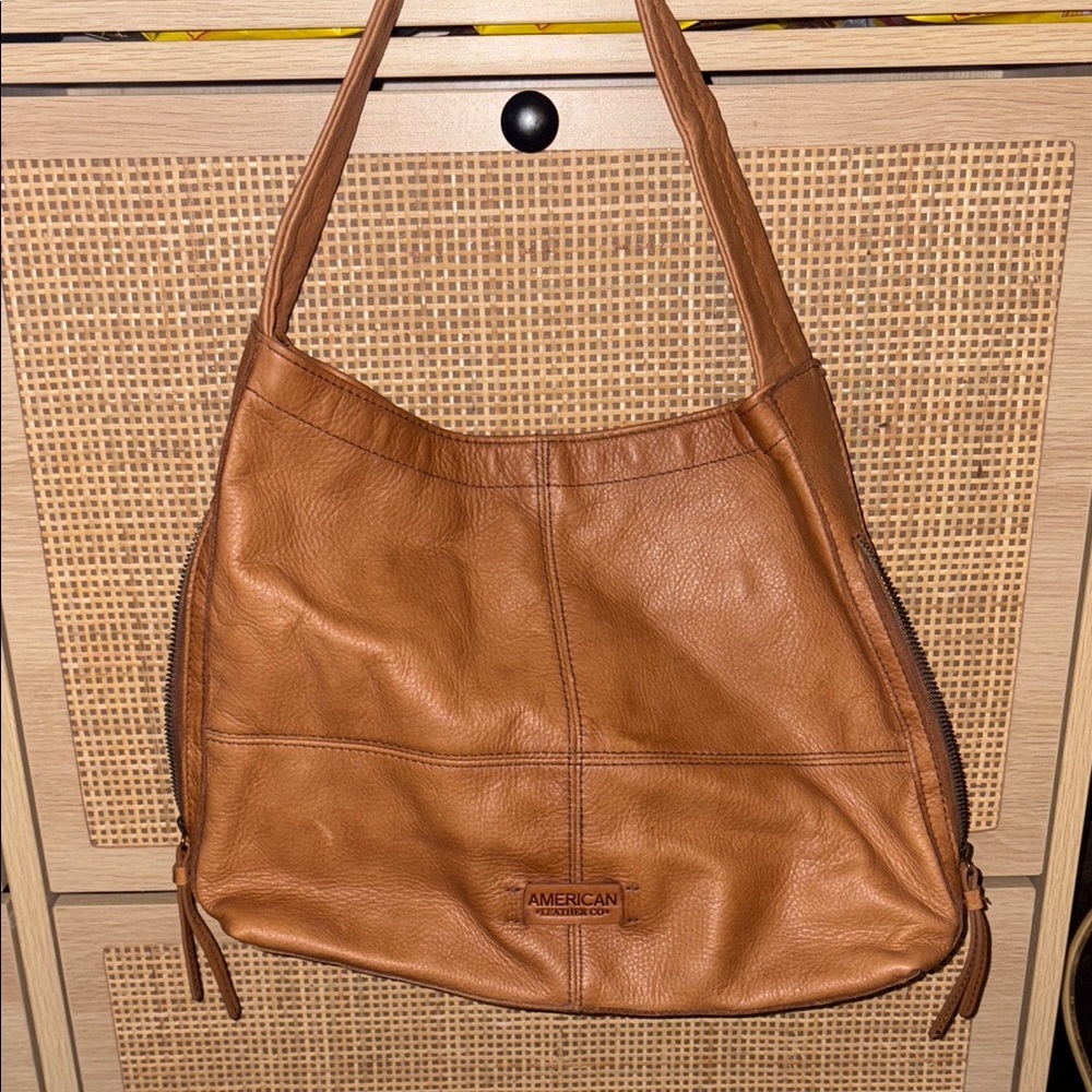 Tan Leather Hobo Bag with Slouchy Design